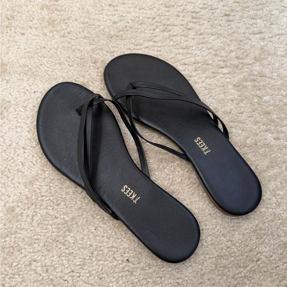 TKEES Women's Classic Black Sandals